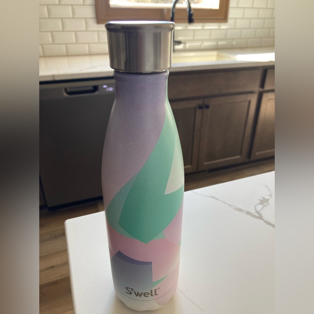 Swell s’well Stainless Steel 17 oz water Bottle Zephyr pastel Pink Green Purple